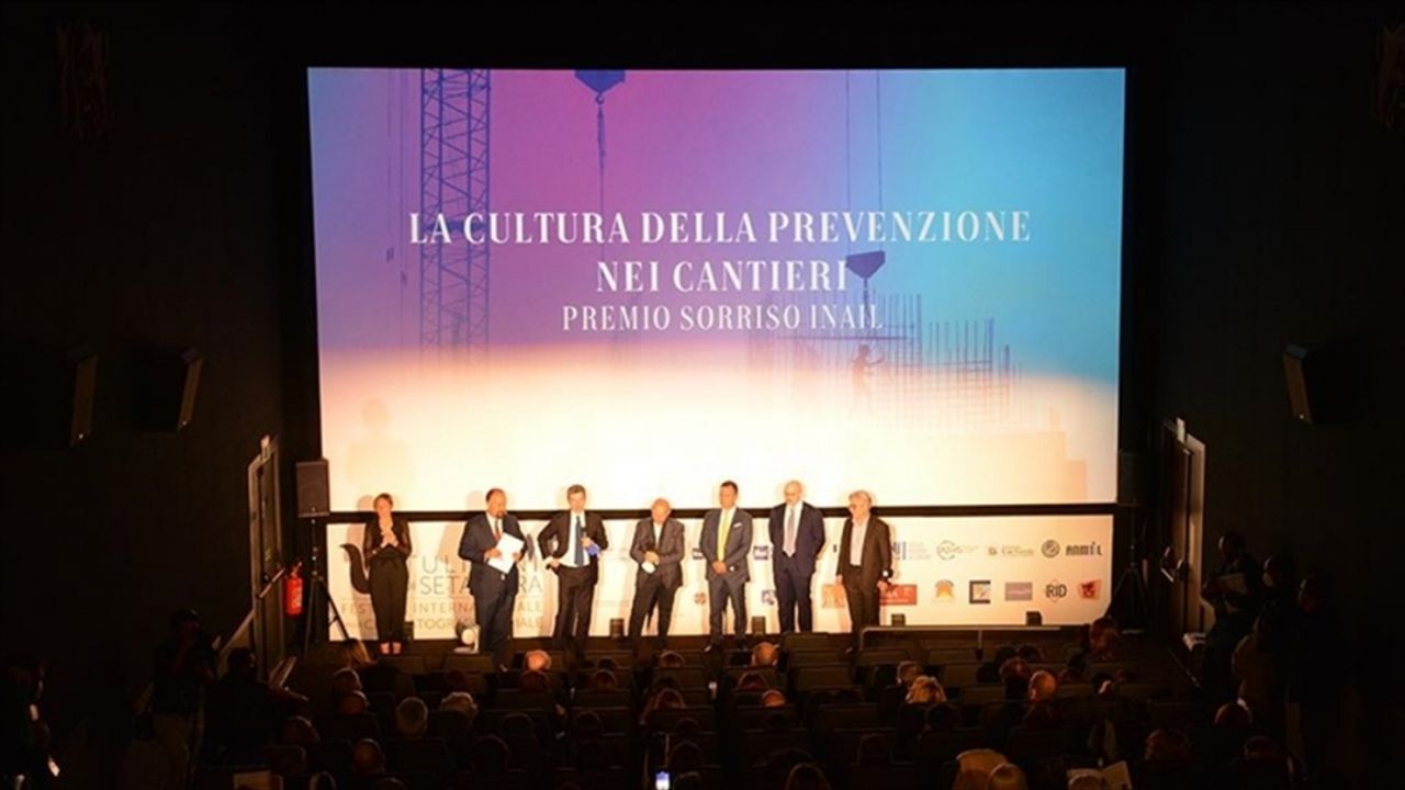 İtalya'daki Kısa Film Festivalinde 'Kuş Olsam' Filmine Ödül