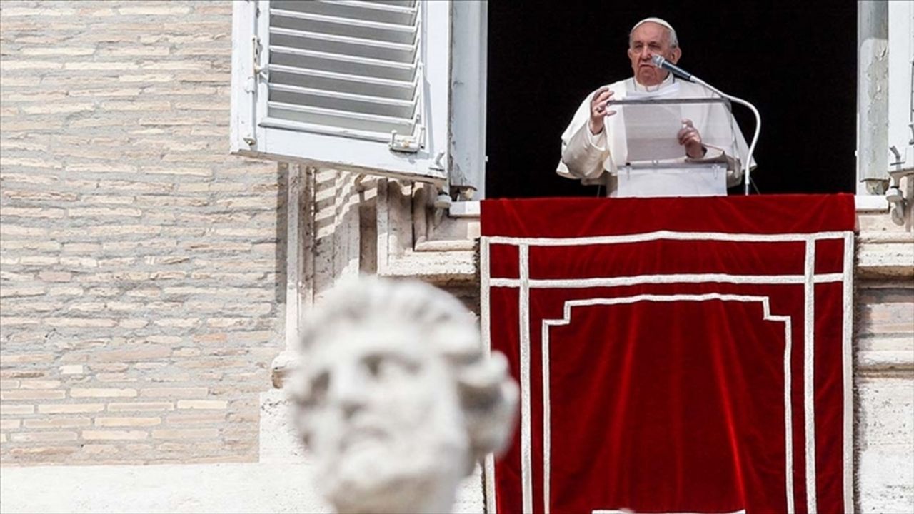 Papa Lübnan Ziyaretini Sağlık Sebepleri Nedeniyle Erteledi