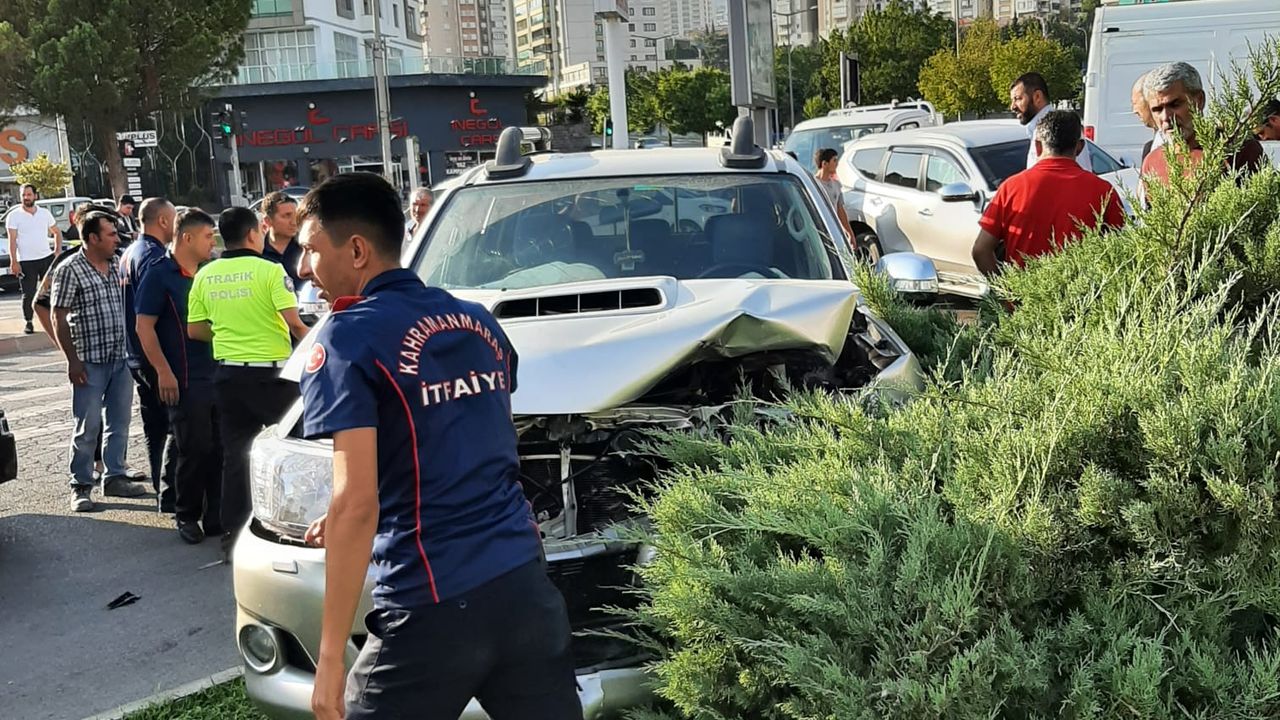 Kahramanmaraş'ta Trafik Kazası: 5 Yaralı