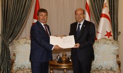 Cumhurbaşkanı Tatar, Hükümeti Kurma Görevini Üstel'e Verdi