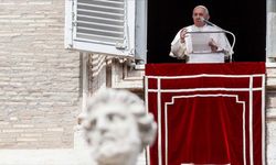 Papa Lübnan Ziyaretini Sağlık Sebepleri Nedeniyle Erteledi