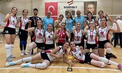 Türkoğlu Kadın Voleybol Takımı 2.Lige Yükseldi
