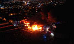 Küçük Sanayi Sitesi'ndeki Yangına Müdahale